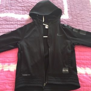 Black Nike Therma-fit in excellent condition