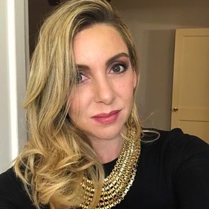 Meet your Posher, Mandy