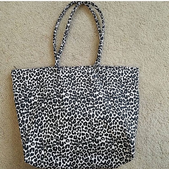 ❌SOLD❌Acacia leopard tote - Picture 1 of 1