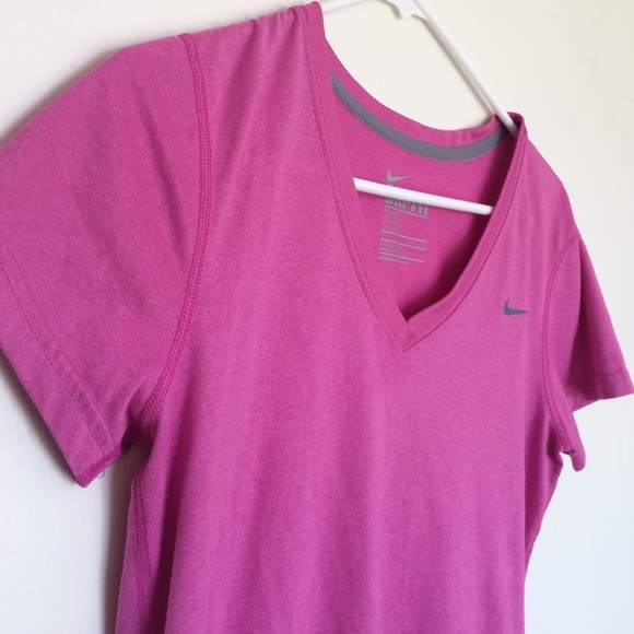 Nike shirt - Picture 2 of 2