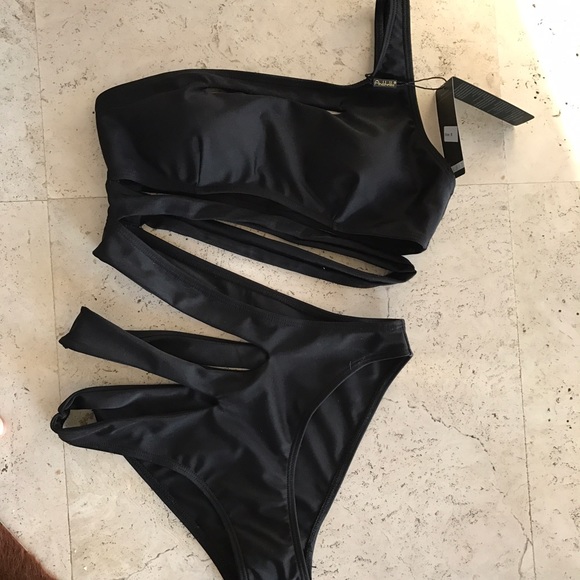 One piece swimsuit multiple colors - Picture 4 of 8