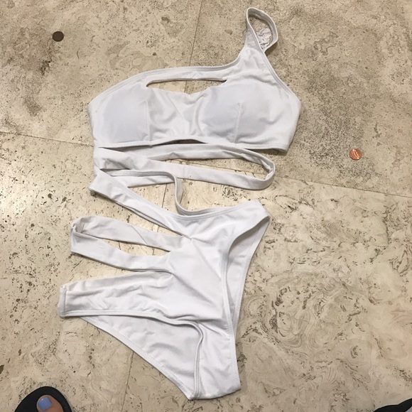 One piece swimsuit multiple colors - Picture 5 of 8