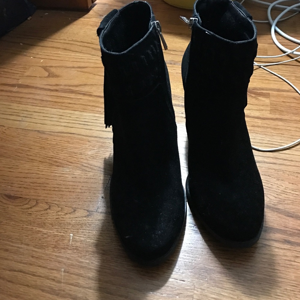 Jessica Simpson black booties size 9!