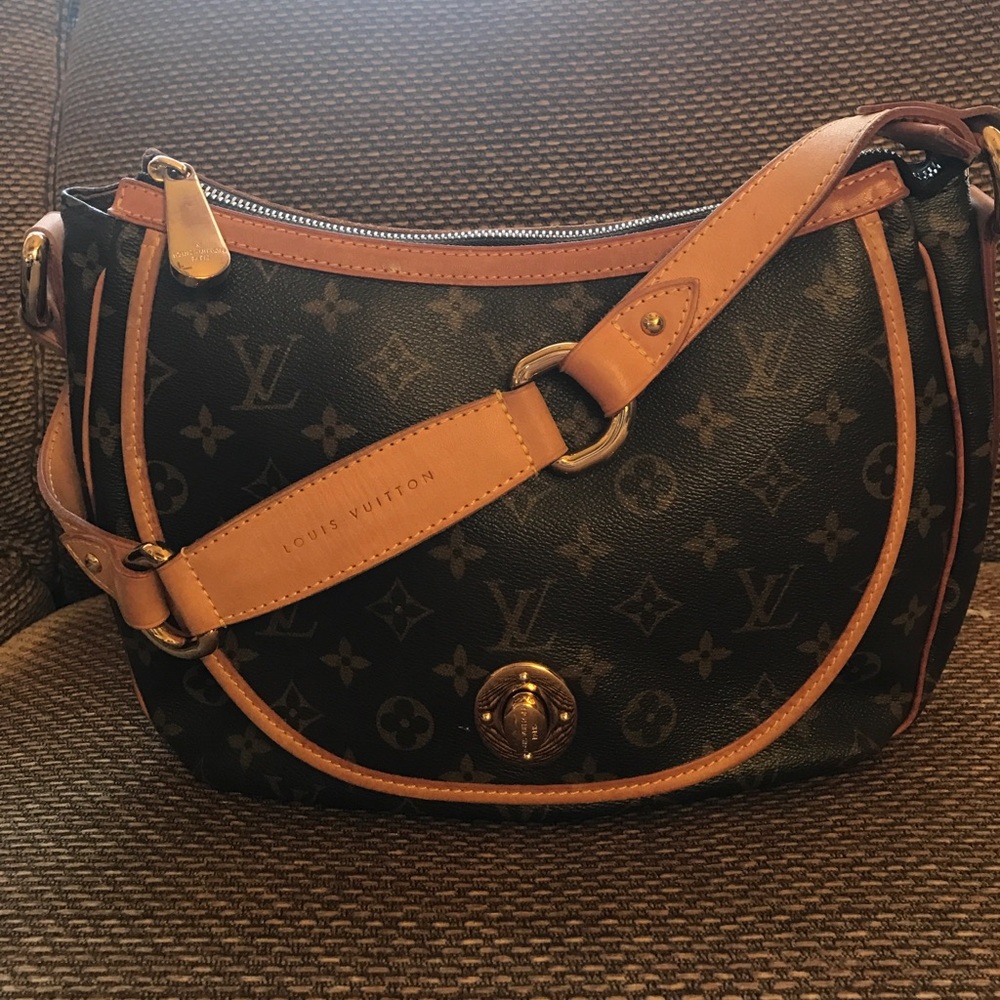 Authentic LV Monogram Bag!