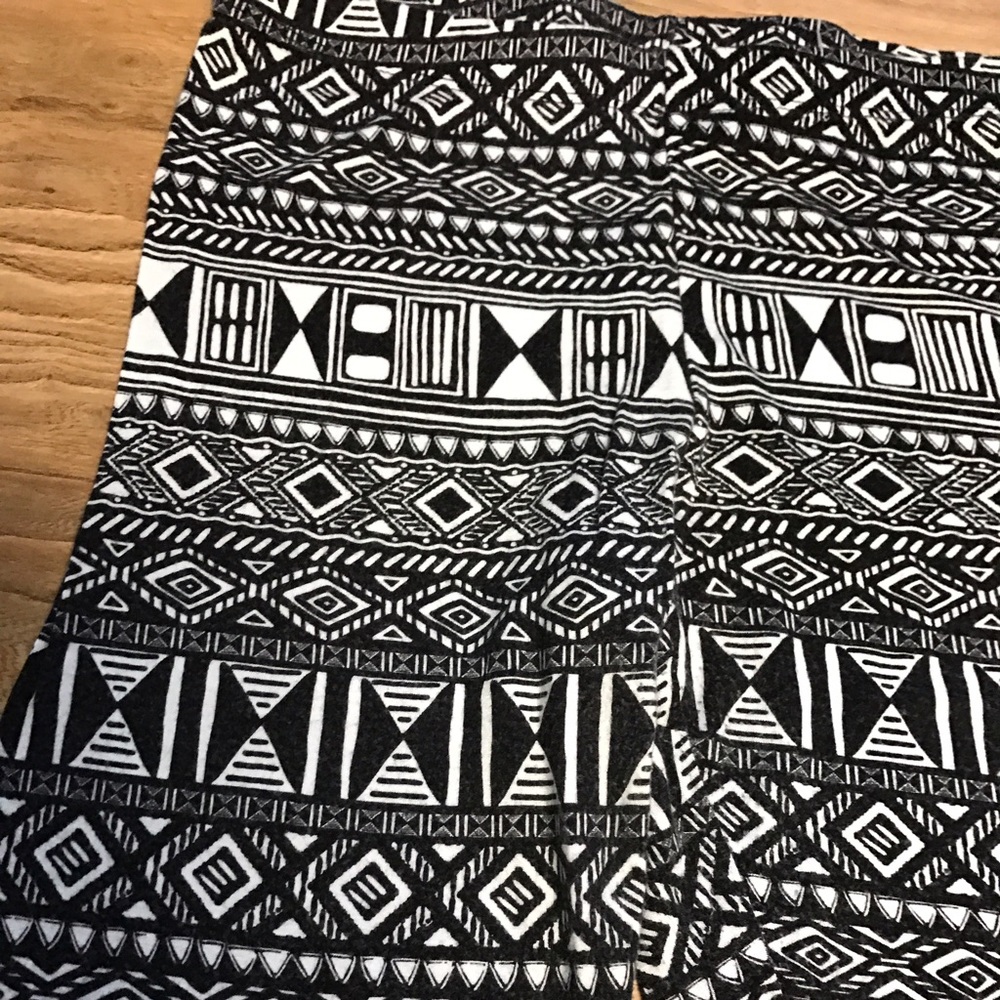 🔵Pacific Sunwear Printed Leggings NWOT🔵