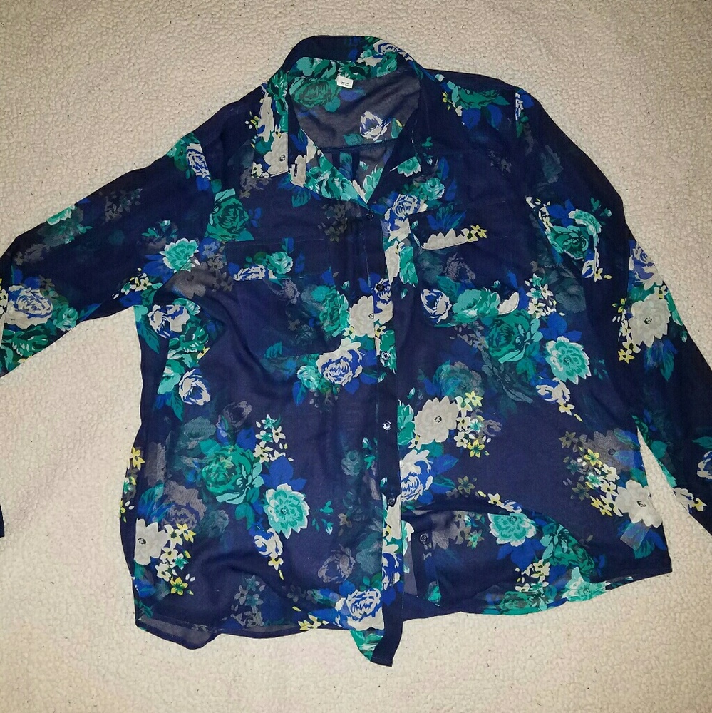 Long sleeve button up