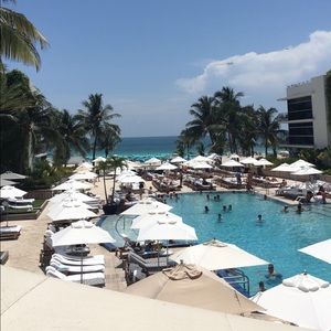 Meet your Posher, Randall