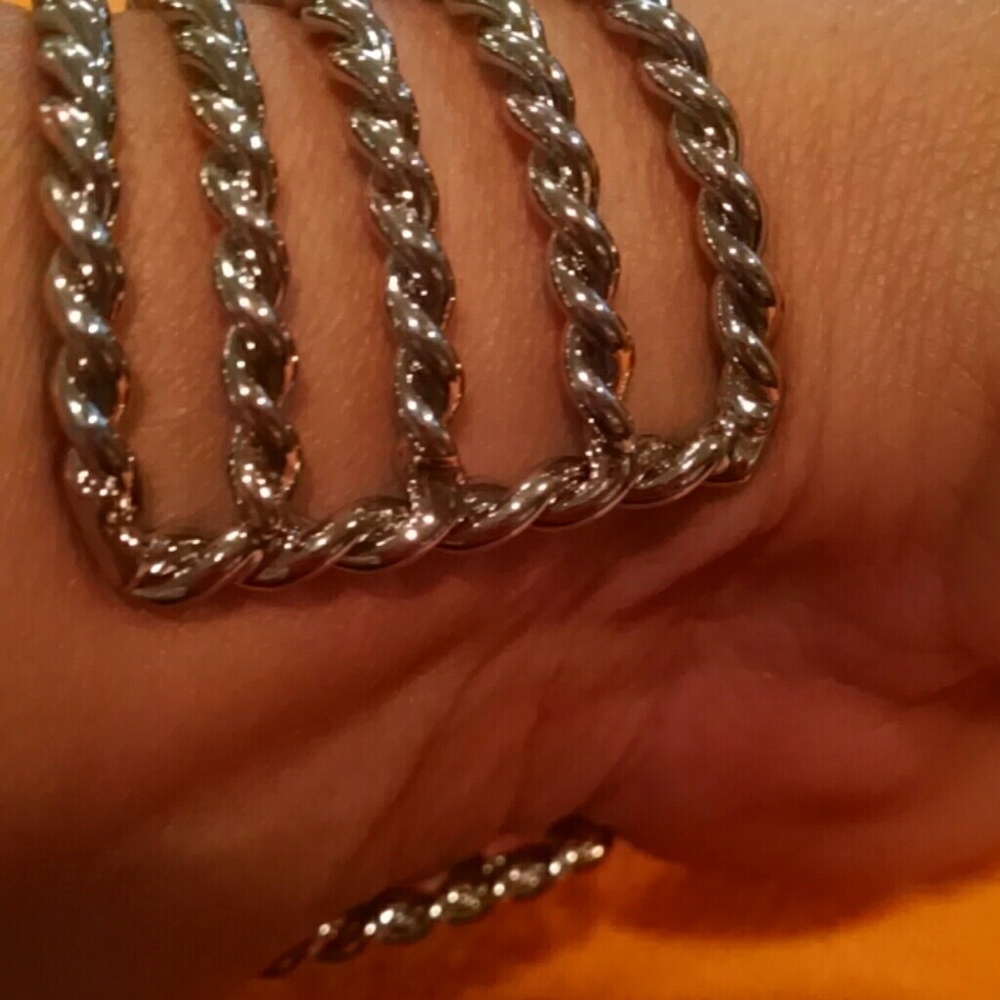 Cuff Bracelet - Picture 3 of 3