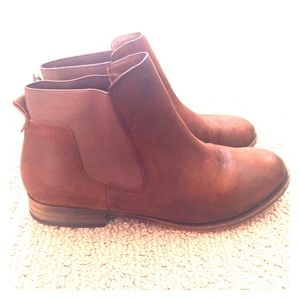 Rustic Brown booties!!