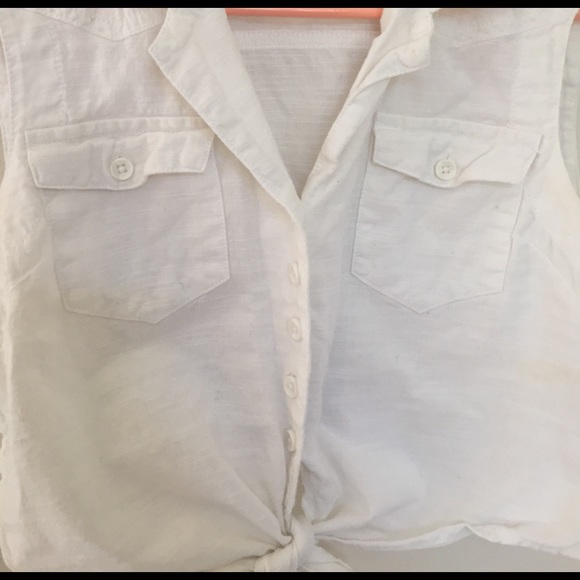 BDG cropped front tie white tank - Picture 3 of 4