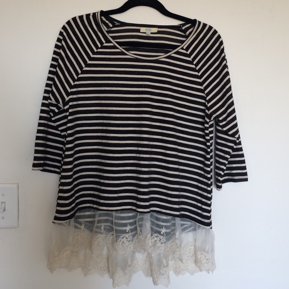 Black and white striped top - Picture 3 of 5