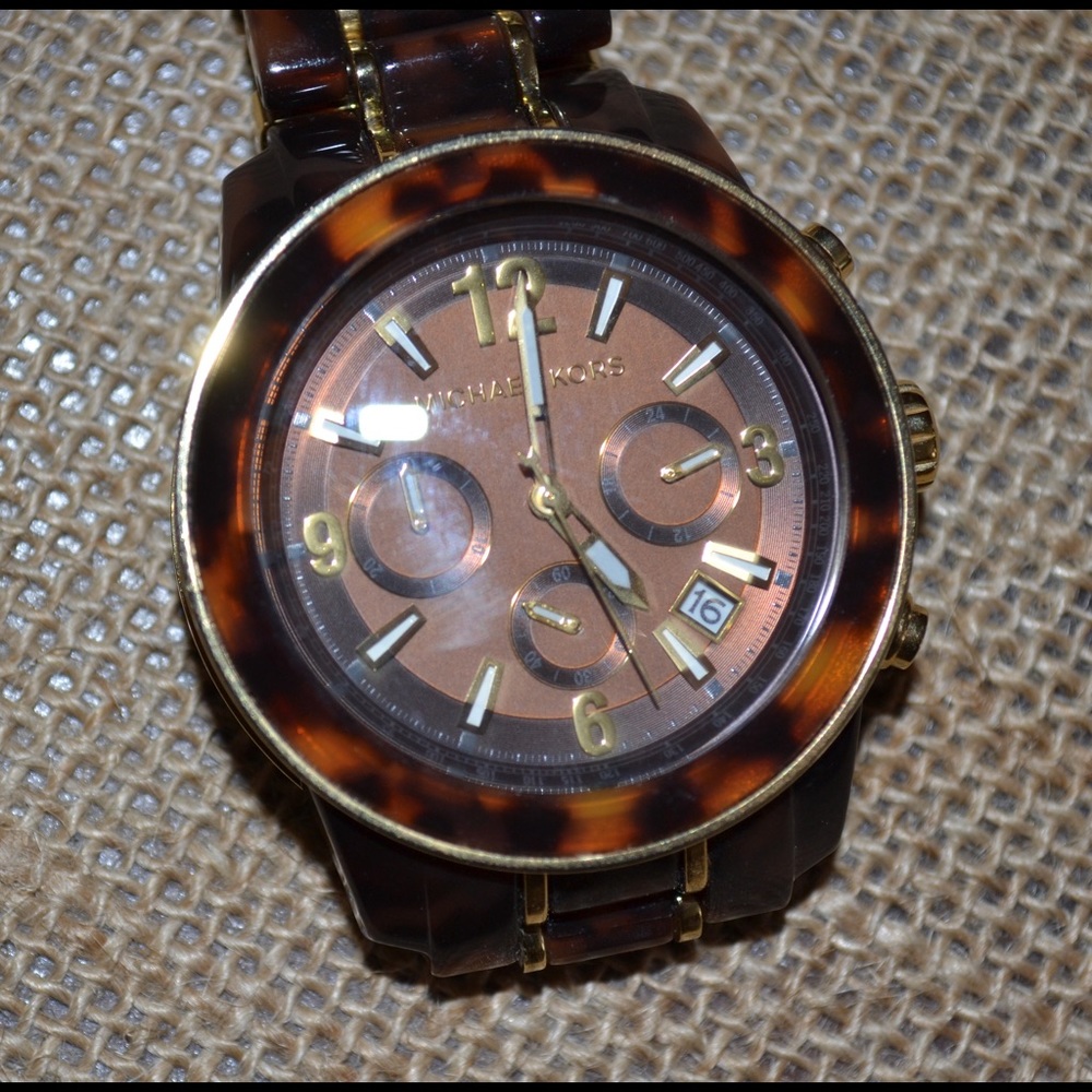 Michael Kors MK5805 tortoise watch
