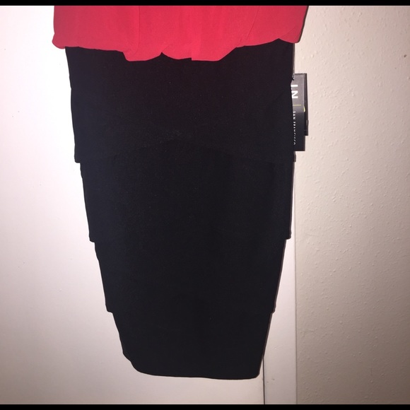 Cute red dress! - Picture 3 of 3