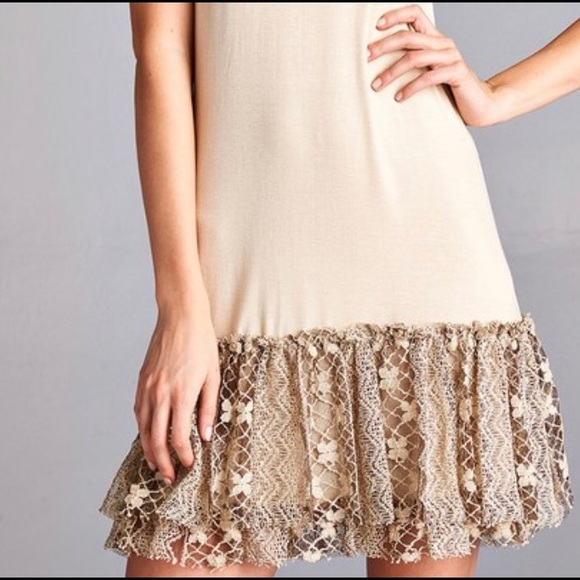 LAST ONE SALE! 🌸Vintage Lace Extender Slip Dress - Picture 3 of 8