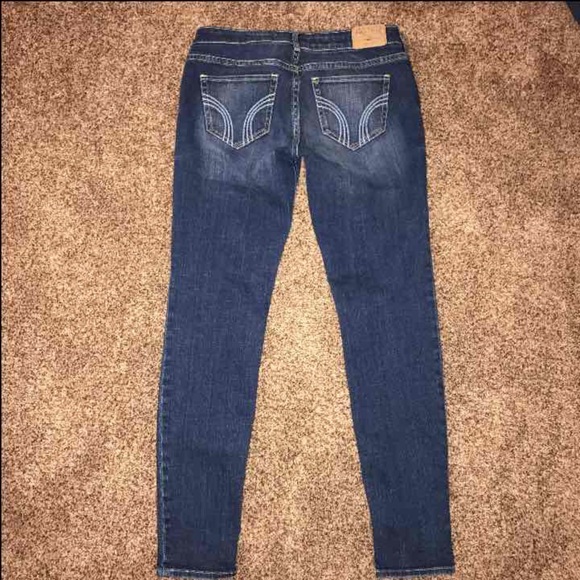 Hollister skinny jeans - Picture 2 of 4