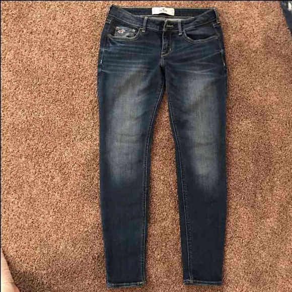 Hollister skinny jeans - Picture 3 of 4