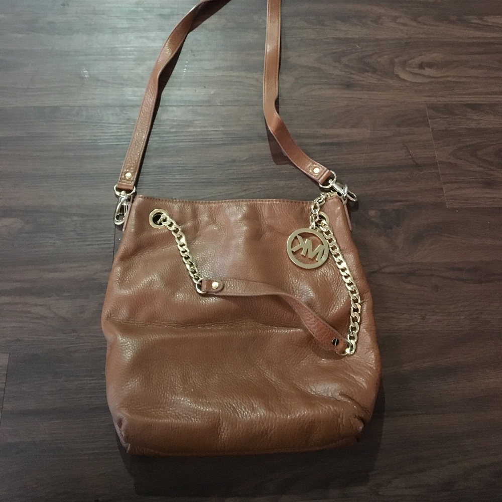 Previously loved MICAEL KORS purse