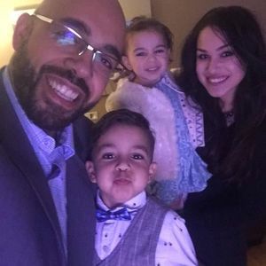 Meet your Posher, Aziza