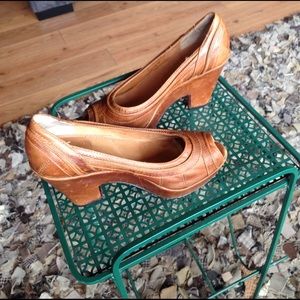 🌿🌿Frye Heels🌿🌿