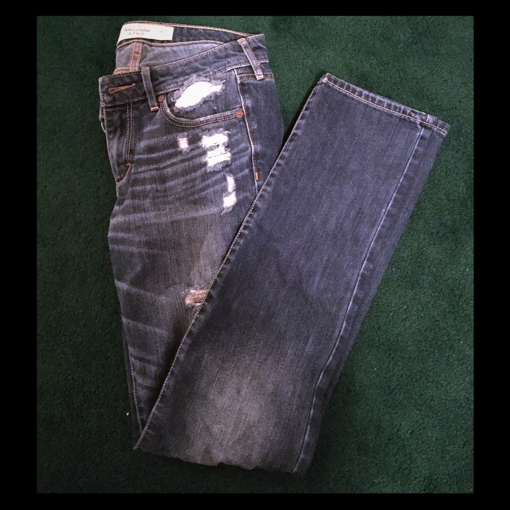 Abercrombie and fitch distressed dark denim jeans