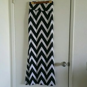 Chevron Zig Zag Long Maxi Skirt