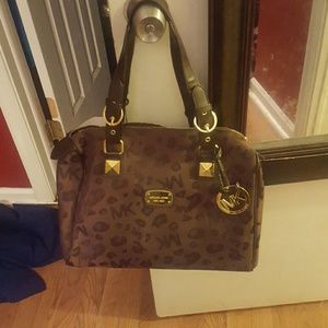 Mk bag-not authentic
