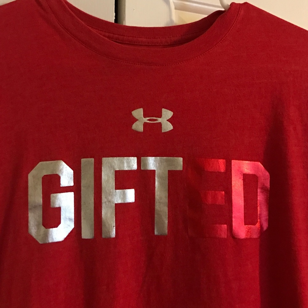 Under Armour T-shirt