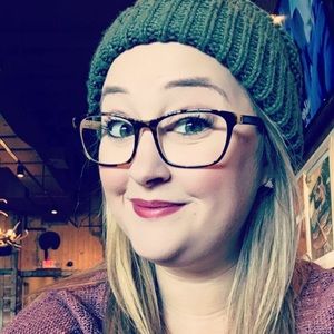 Meet your Posher, Ashlynn