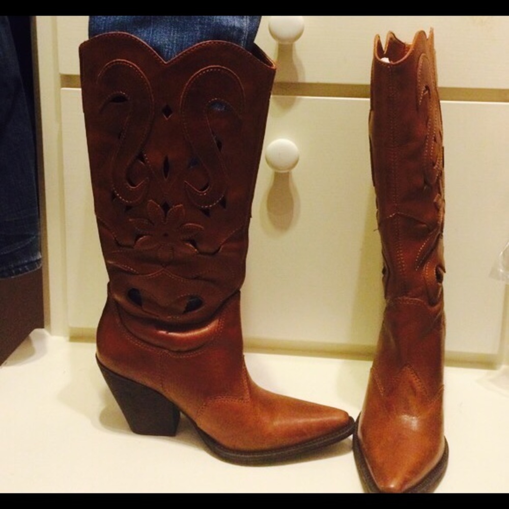 Carlos Santana Silverado mustang boots