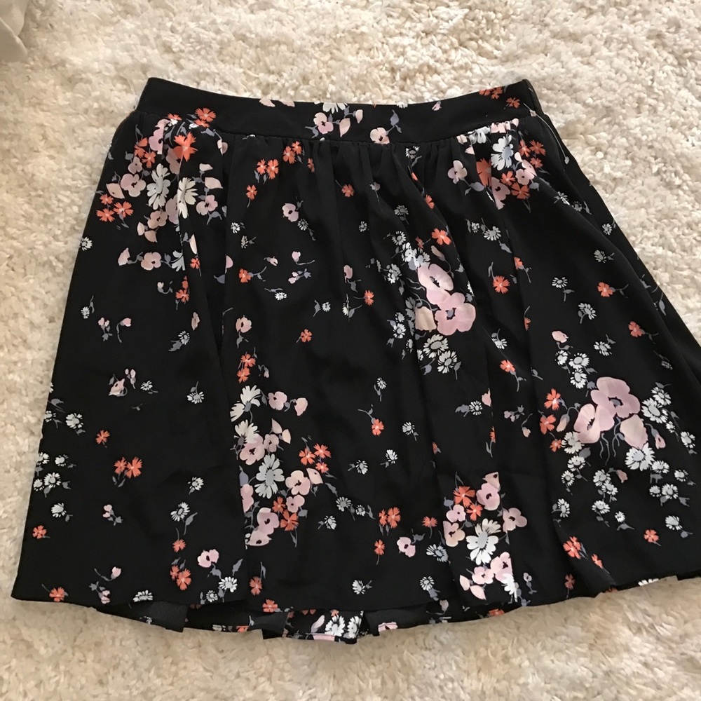 Lauren Conrad floral skirt - brand new!!