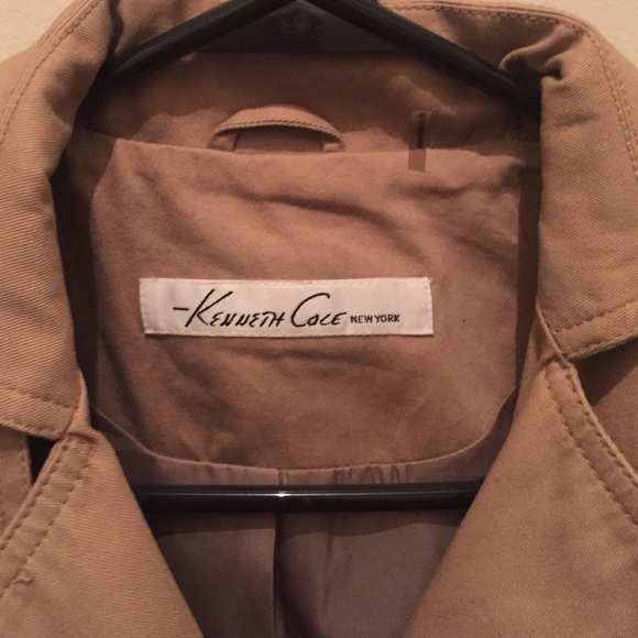 LAST CHANCE- Kenneth Cole Trench - Picture 2 of 2