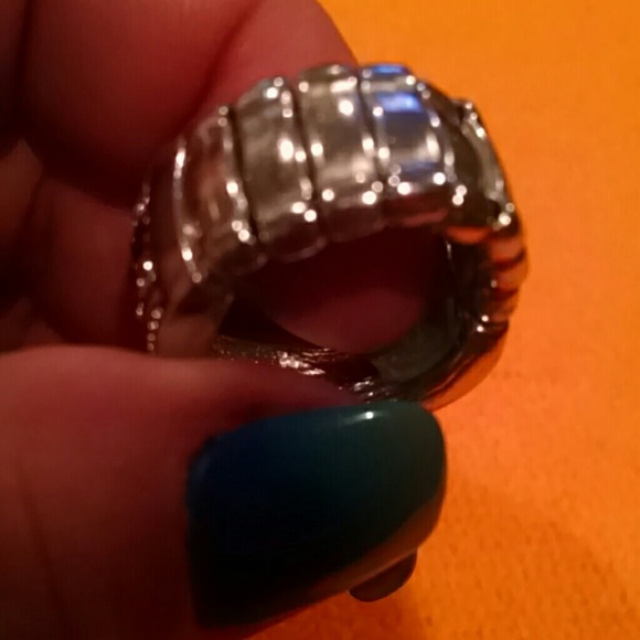Stretchable Ring - Picture 3 of 4