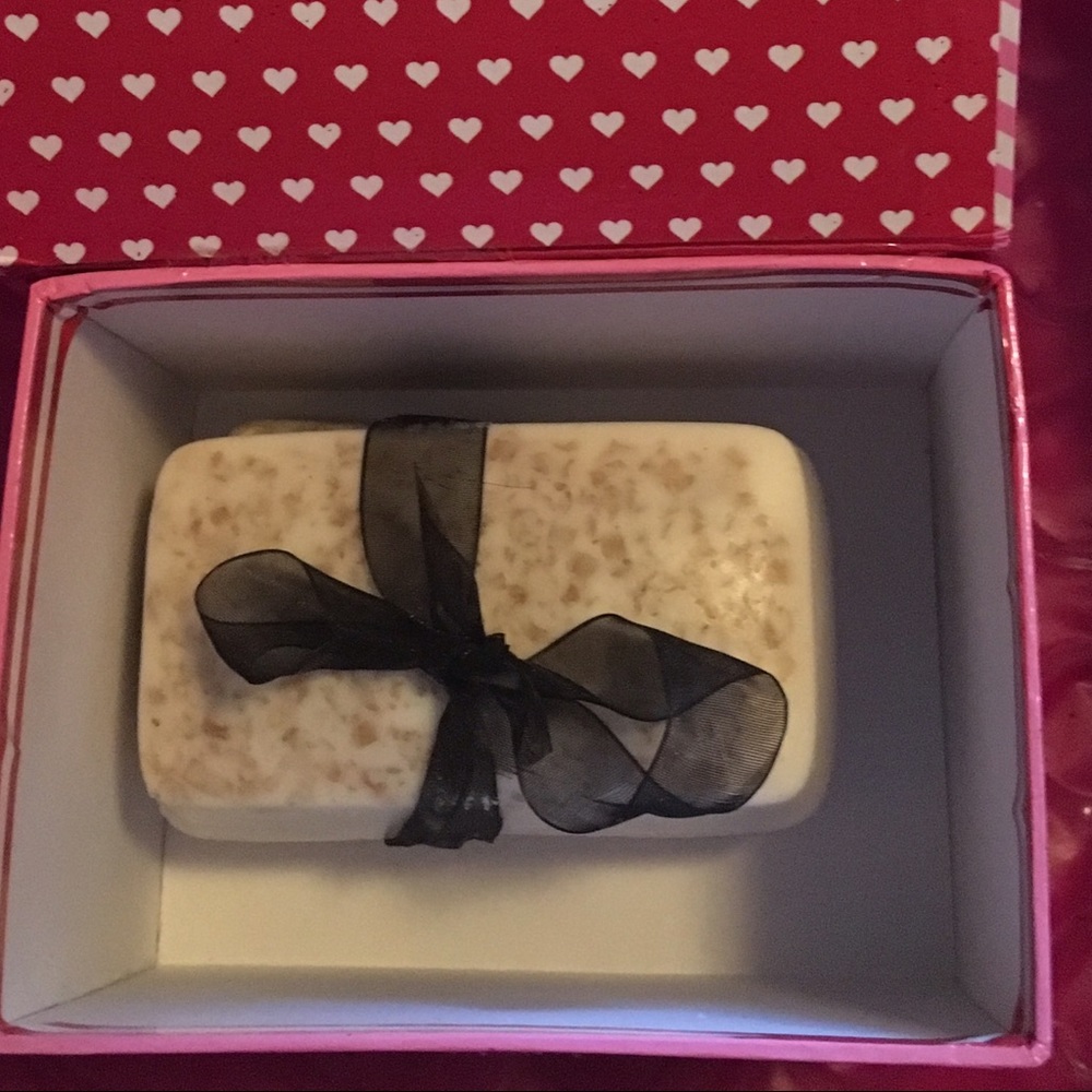 Oatmeal Bars all natural Soaps