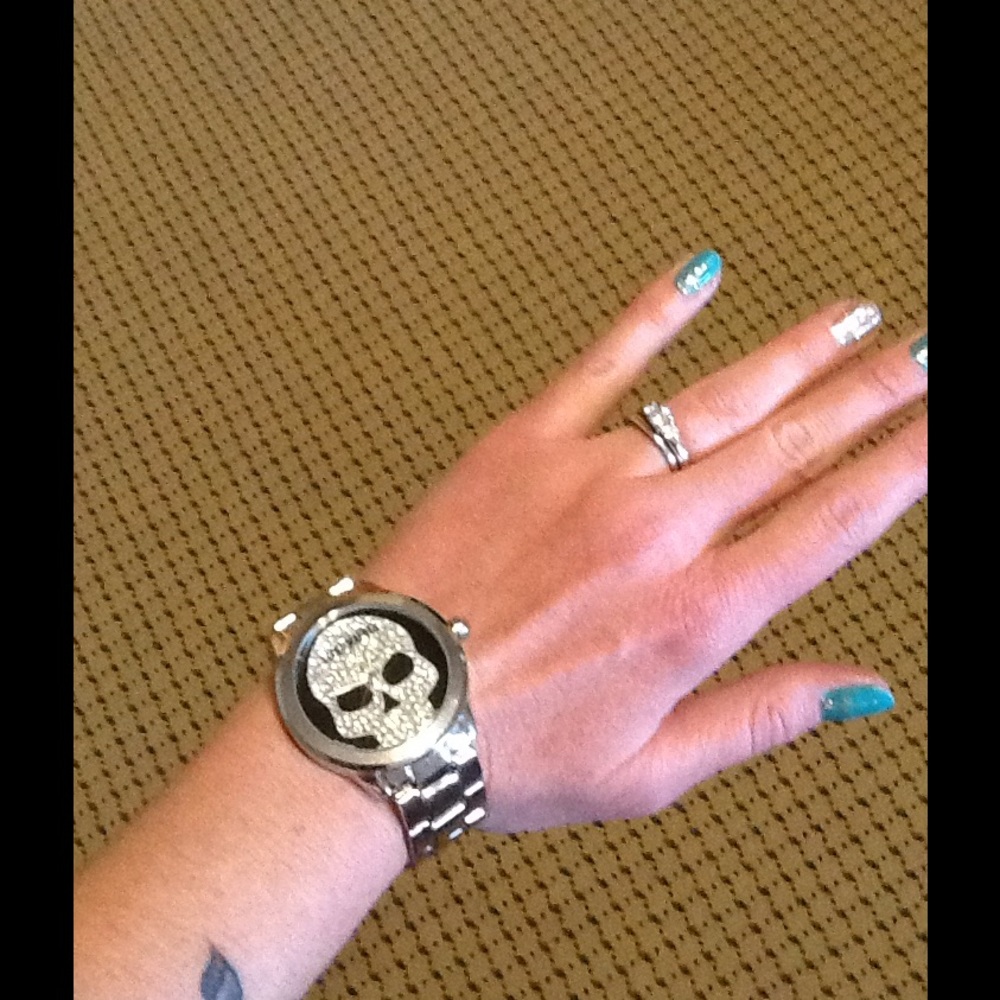 💰BOGO SALE💰💀Skull watch💀