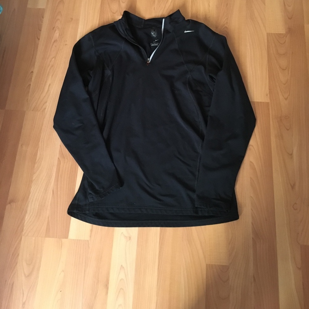 Black Nike pullover