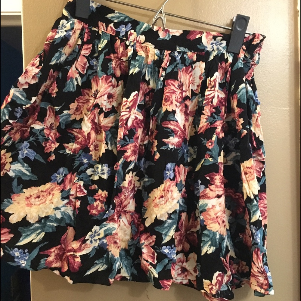 Forever 21 Floral Print Skater type skirt