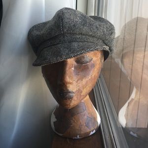 Tweed newsboy cap