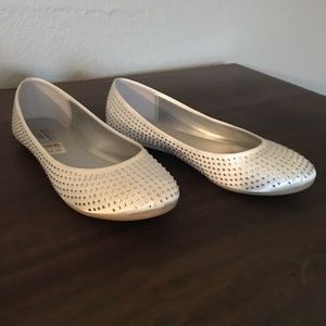 Unforgettable Moments Pearl Sparkle Flats