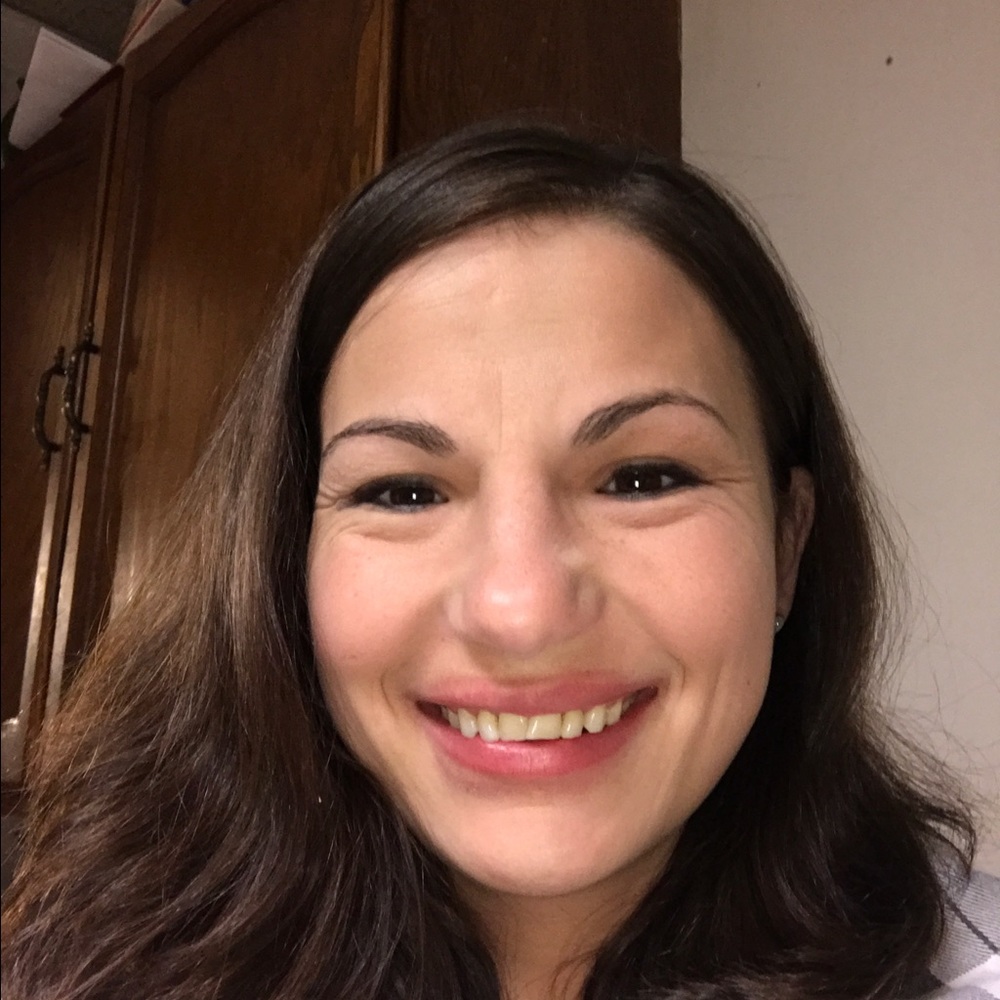 Meet your Posher, Dejah