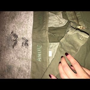 Jcrew Andie chino pants. Army green