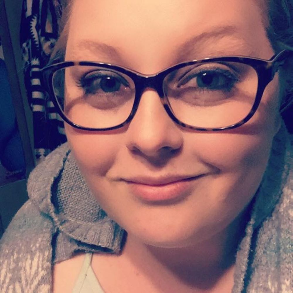 Meet your Posher, Marly