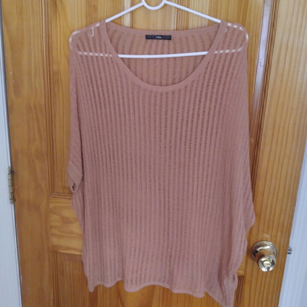 Coral pink top.blouse. 3/4sleeve
