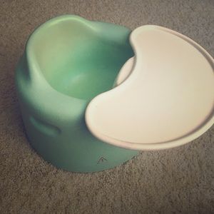 Bumbo seat and tray