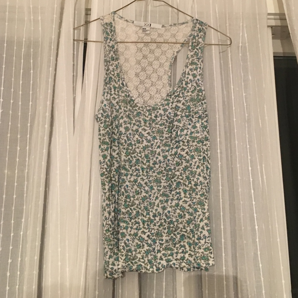 Floral Patterned tank top with a lace back