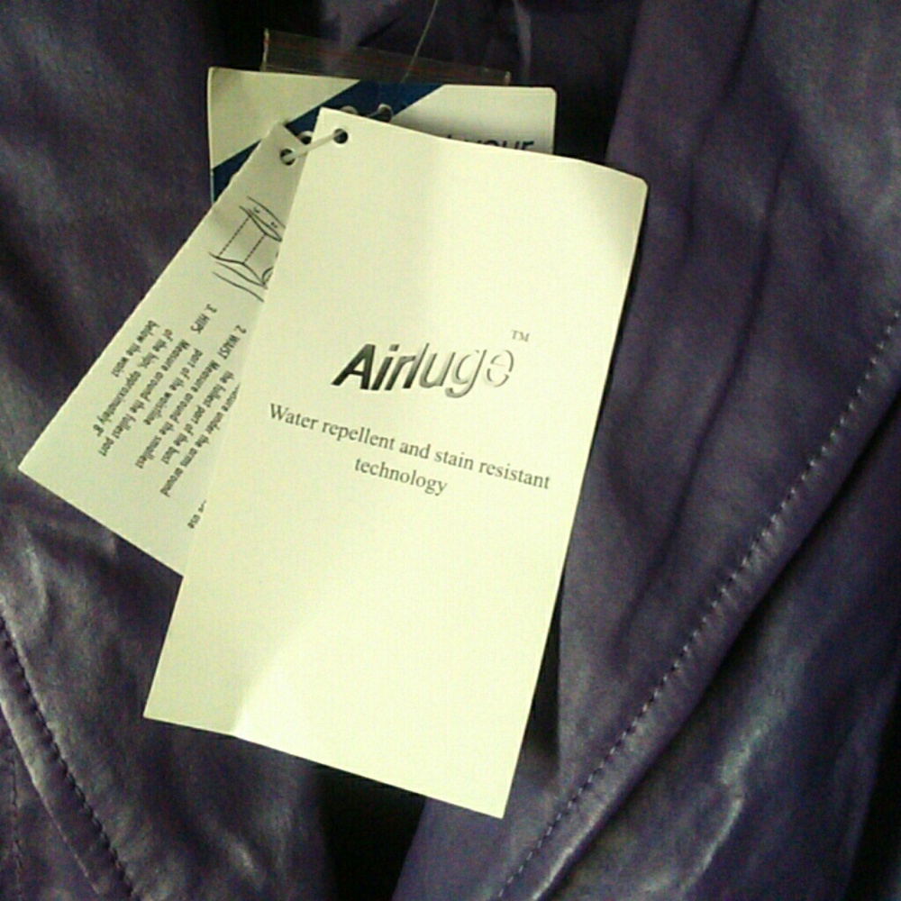 Dialogue Jacket - Picture 2 of 2