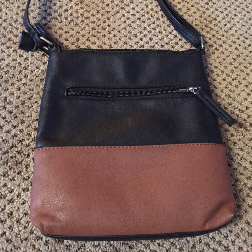 Kelly & Katie crossover black and brown purse