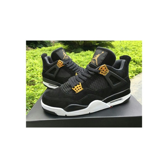 Jordan Retro 4 Basketball Shoe "Royalty" - Picture 3 of 4