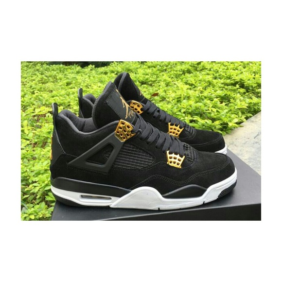 Jordan Retro 4 Basketball Shoe "Royalty" - Picture 4 of 4