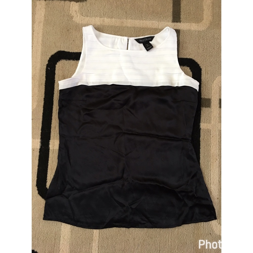 White House Black Market Sz 0 EUC
