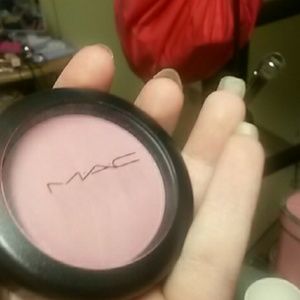 Lightly used MAC Blush in Well Dressed